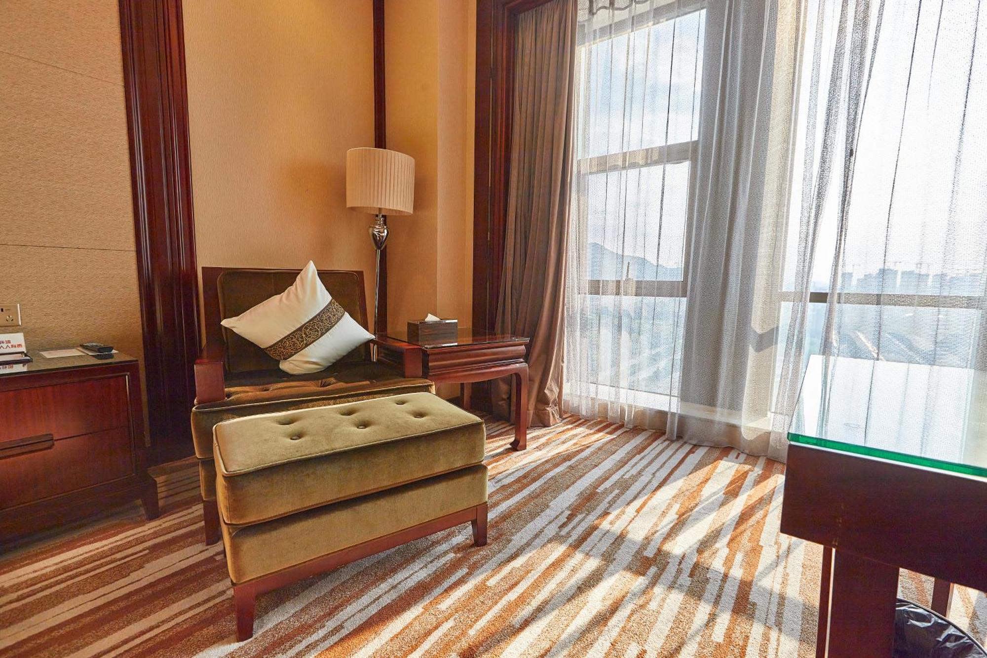 Wyndham Grand Plaza Royale Chenzhou Hotel Buitenkant foto