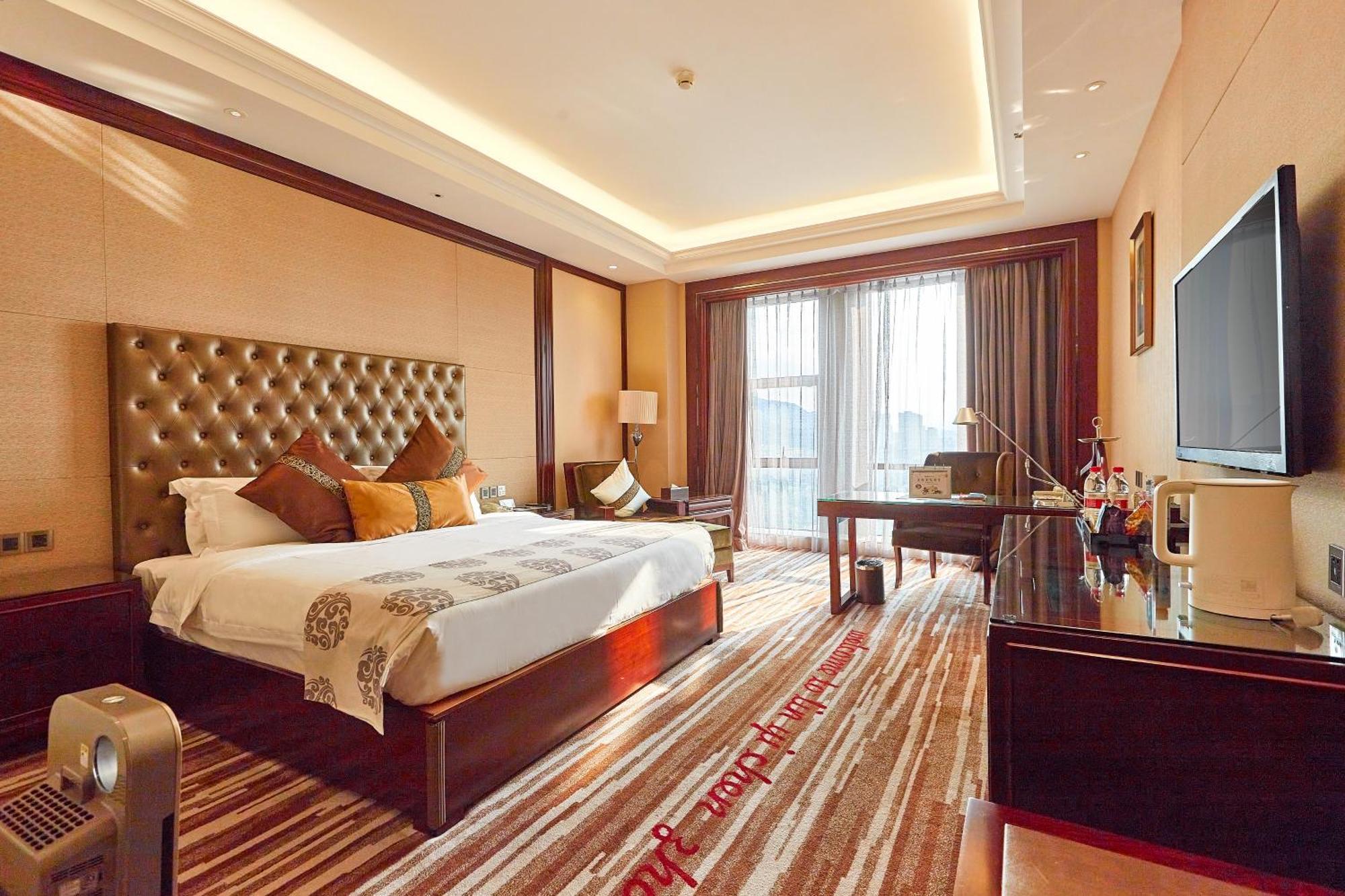 Wyndham Grand Plaza Royale Chenzhou Hotel Buitenkant foto