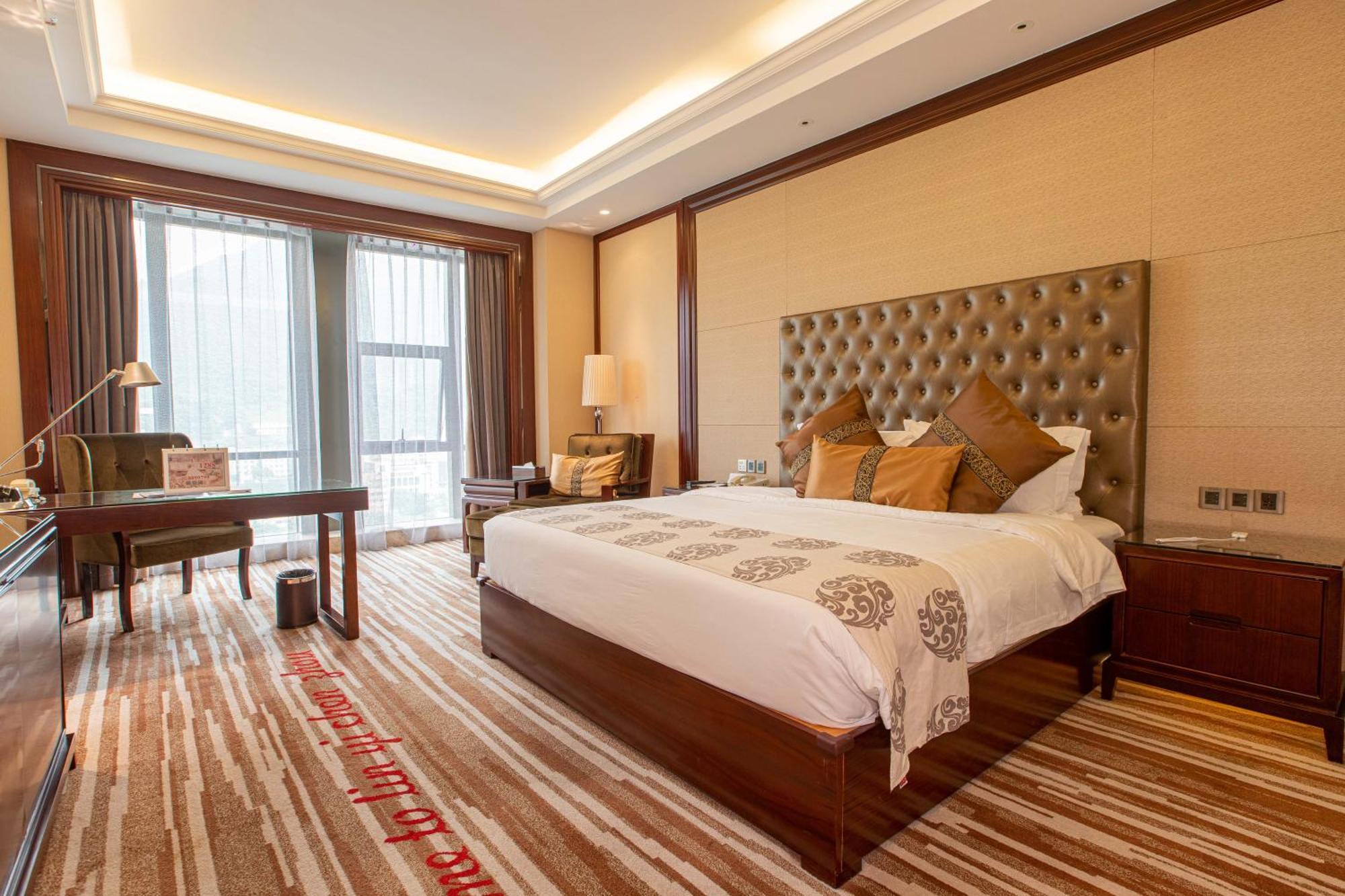 Wyndham Grand Plaza Royale Chenzhou Hotel Buitenkant foto
