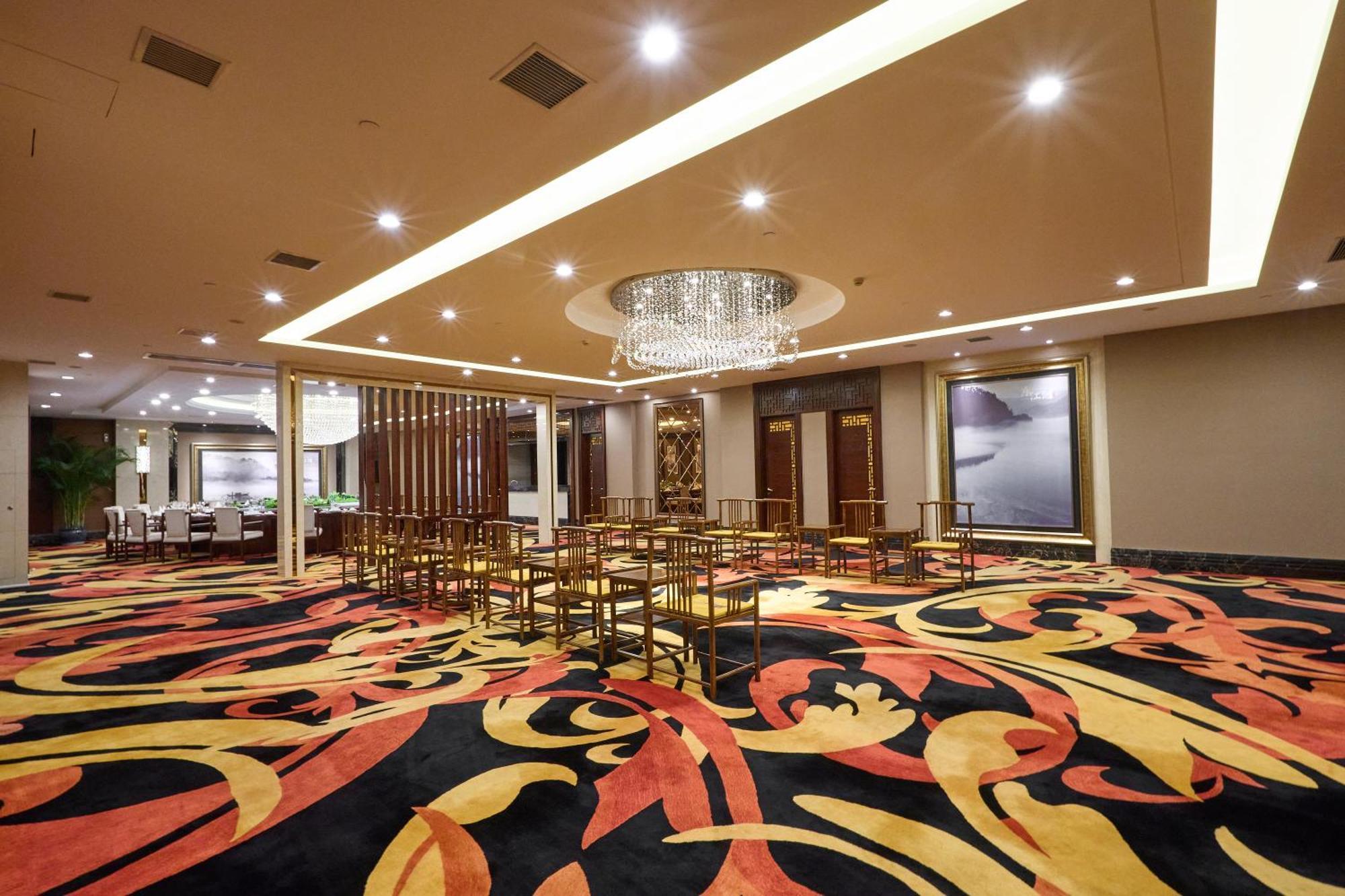 Wyndham Grand Plaza Royale Chenzhou Hotel Buitenkant foto