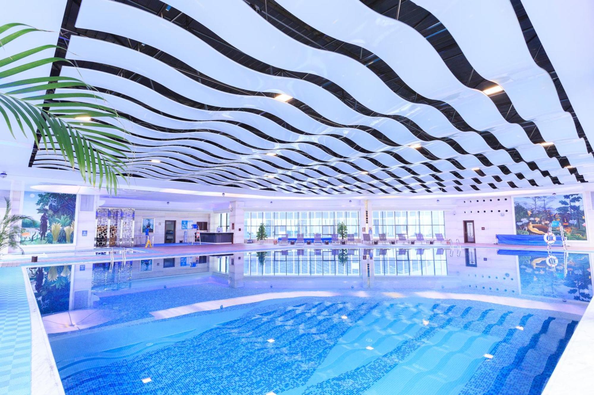 Wyndham Grand Plaza Royale Chenzhou Hotel Buitenkant foto