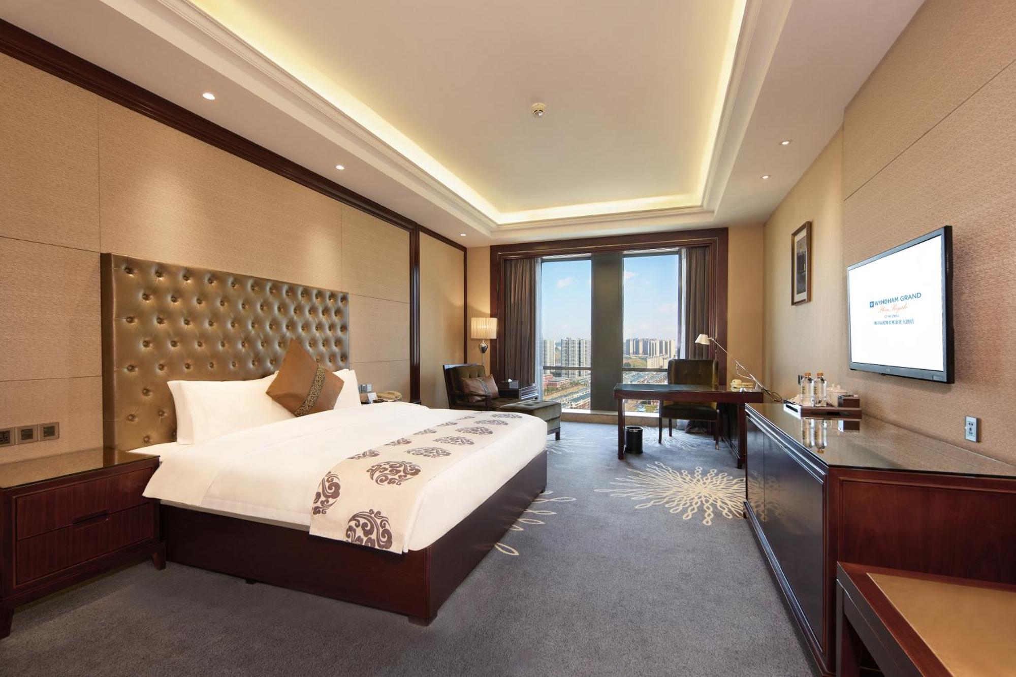 Wyndham Grand Plaza Royale Chenzhou Hotel Buitenkant foto